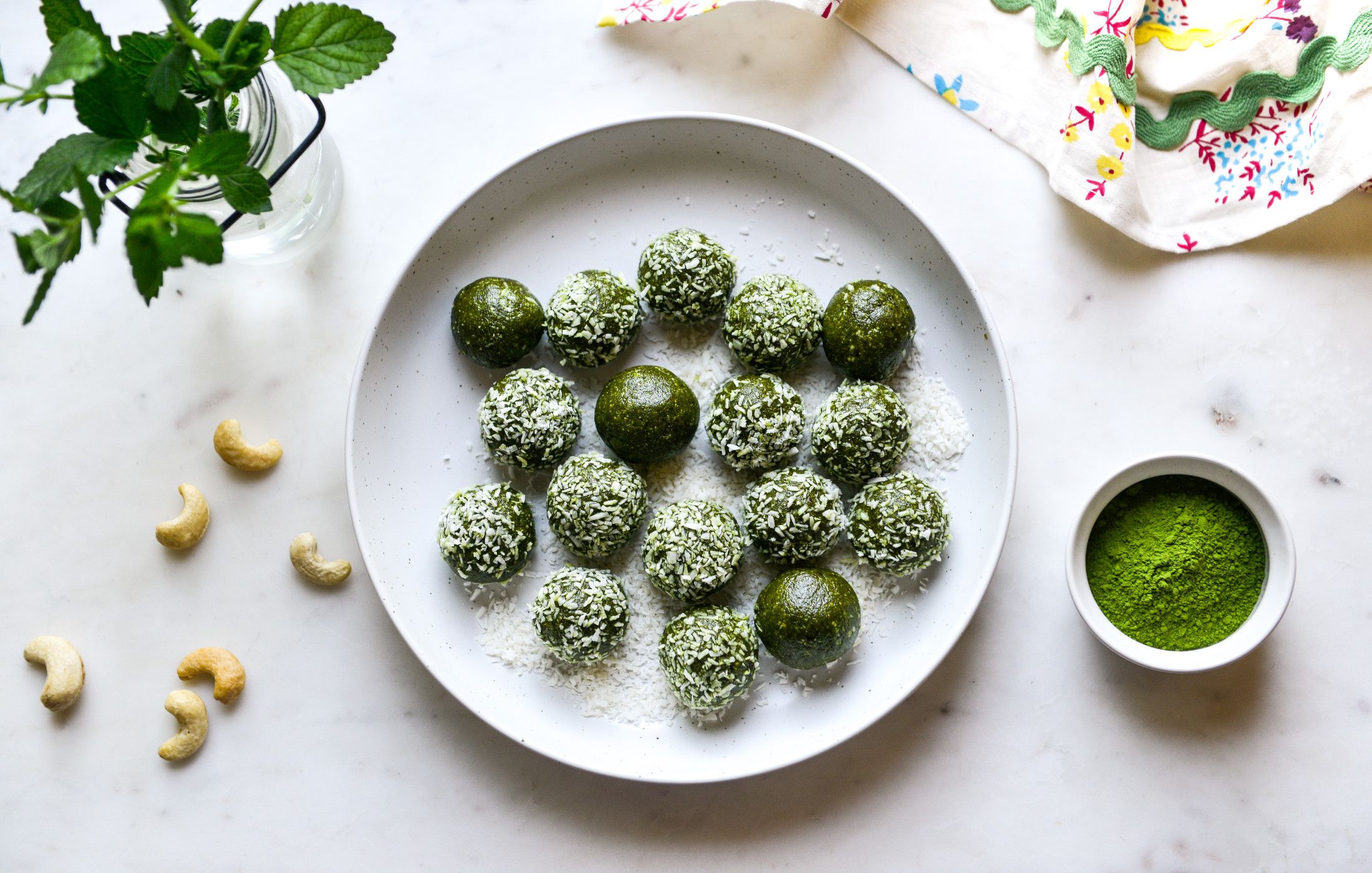 GINGER-MATCHA TRUFFLES DAIRY-FREE SUGAR-FREE