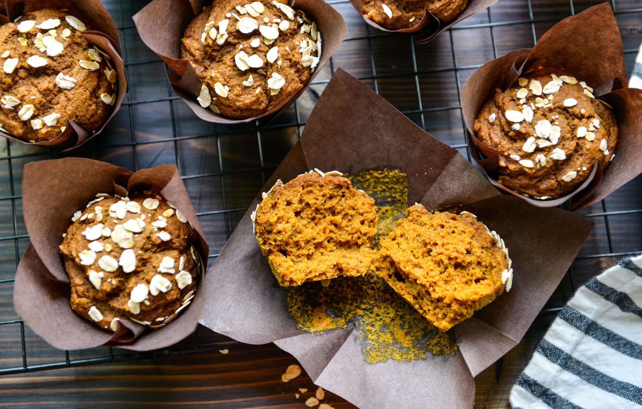 GLUTEN-FREE PUMPKIN OAT MUFFINS-3