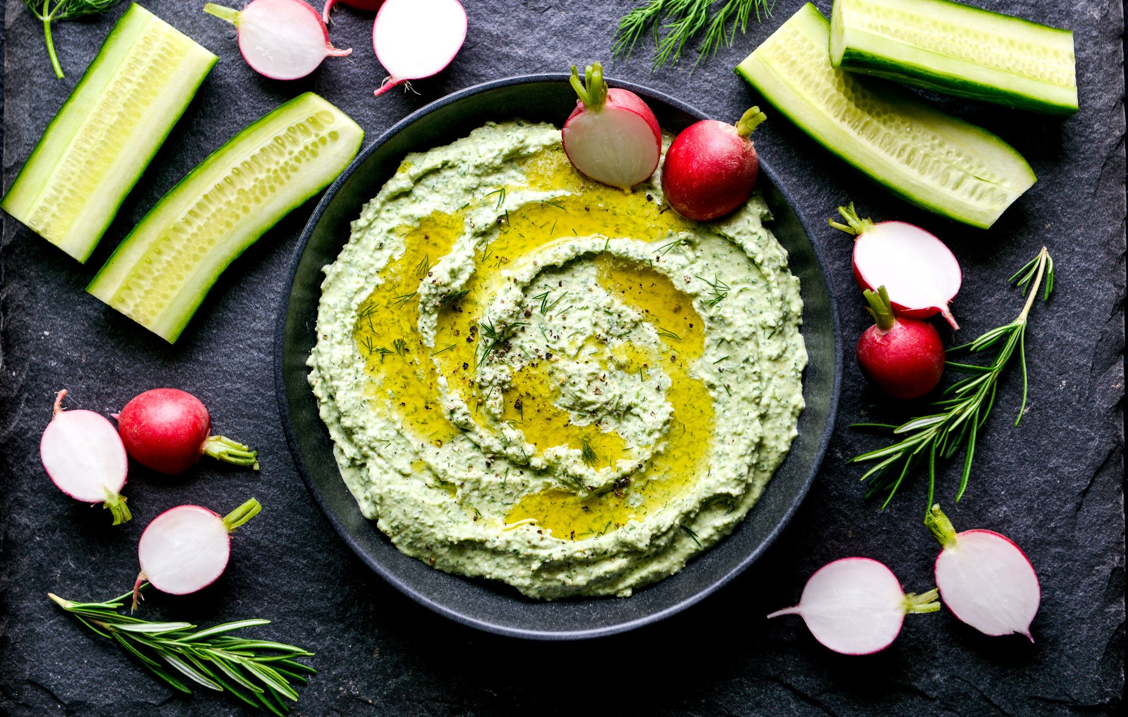 HERB GARLIC GOAT CHEESE DIP-1