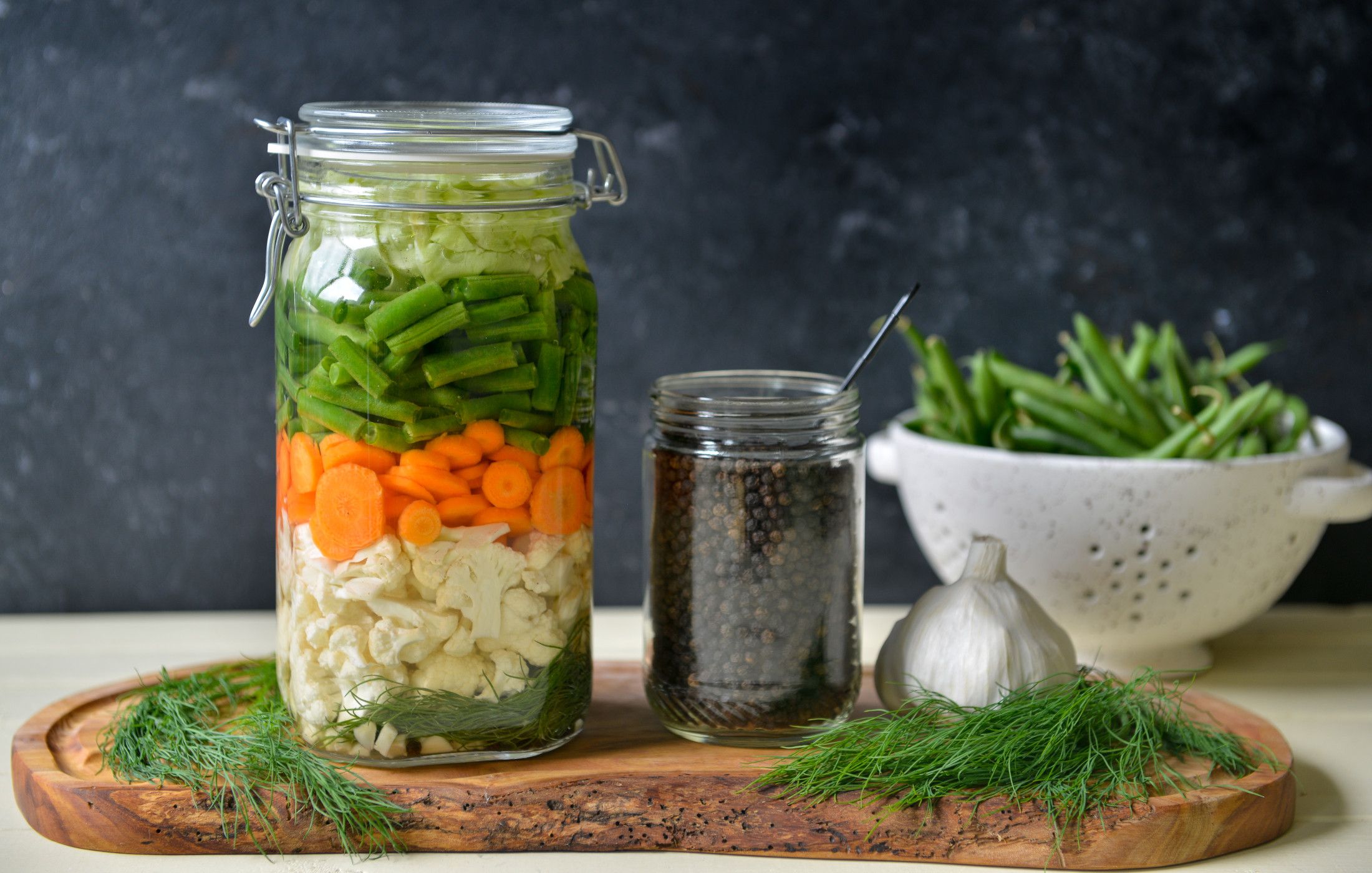 PICKLED CARROTS CAULIFLOWER GREEN BEANS-2