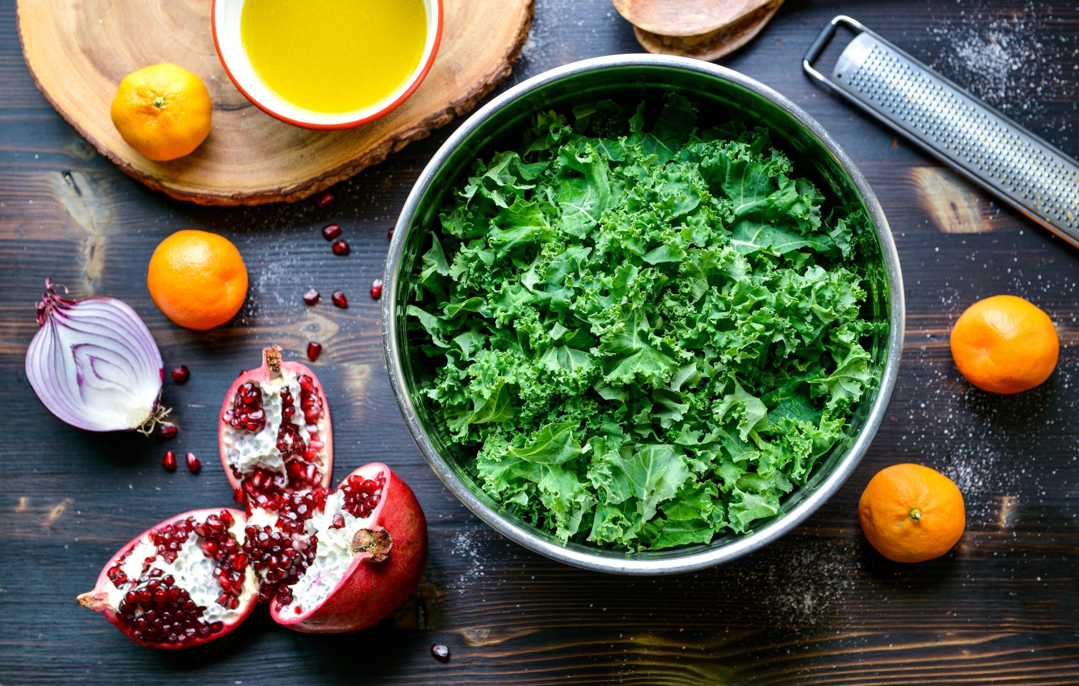 WINTER KALE AND POMEGRANATE SALAD-1
