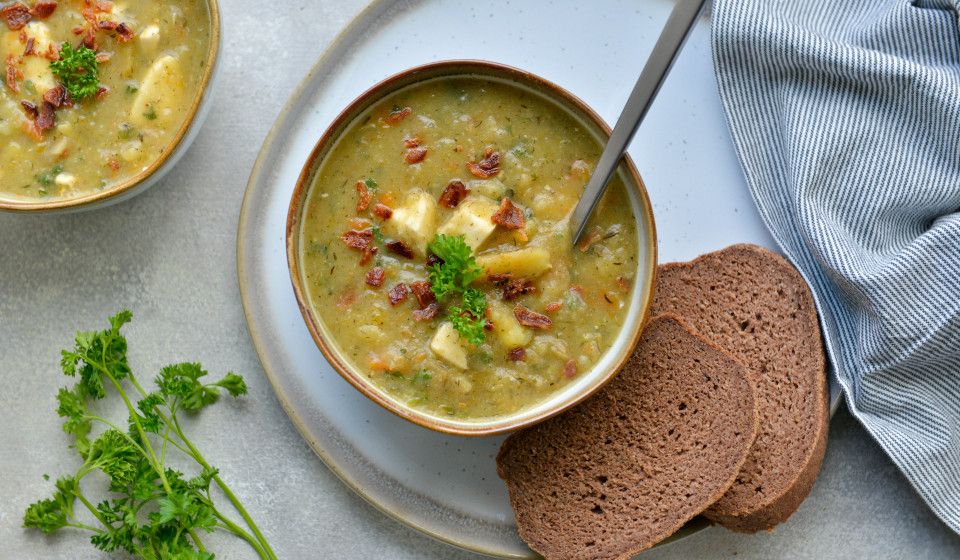HALIBUT AND POTATO CHOWDER